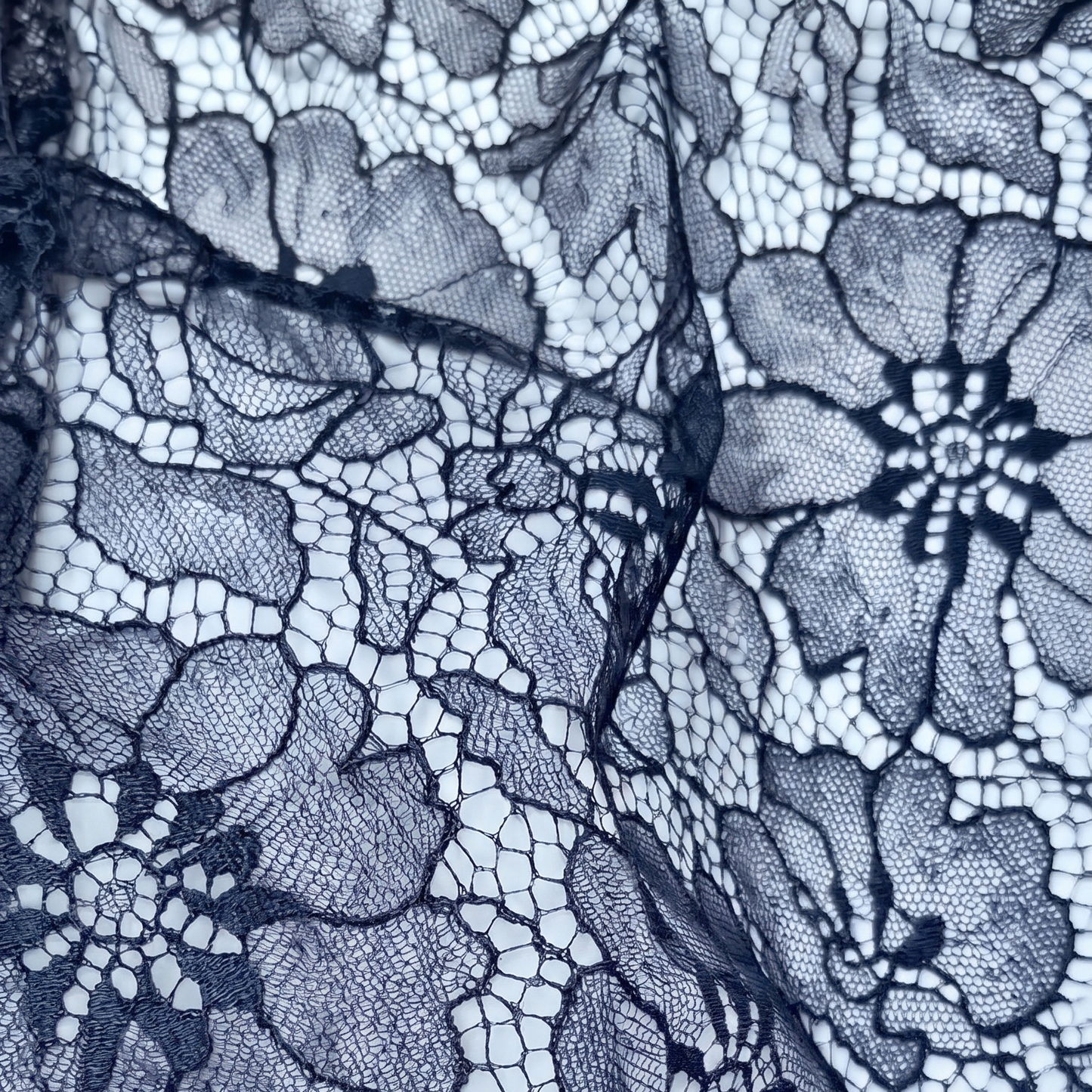 Pizzo chantilly leggero in Nylon - SASHA